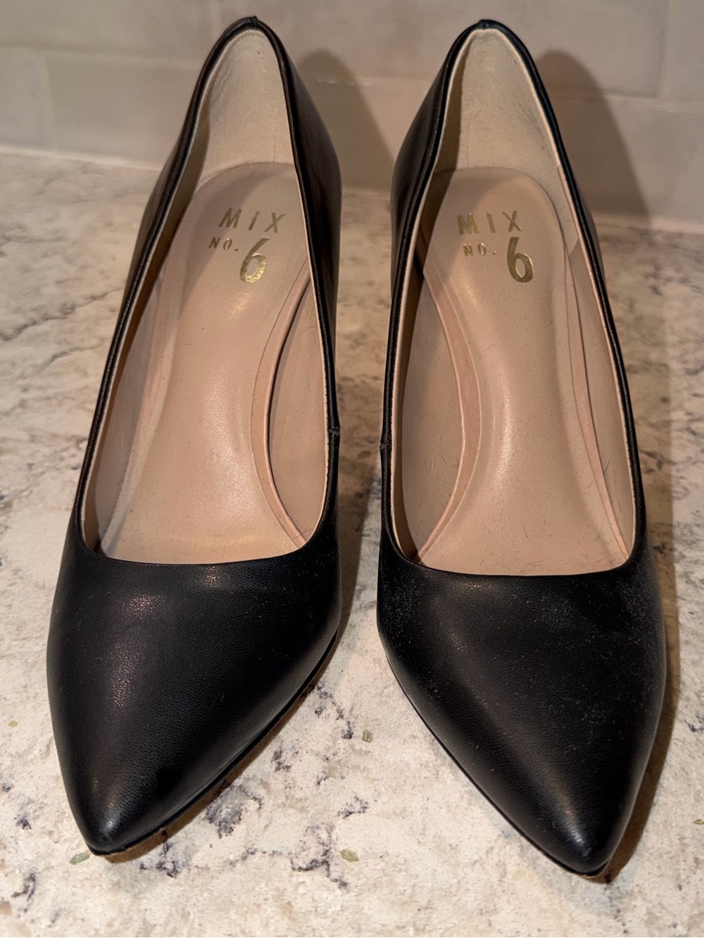 Mix No. 6 Black Leather Pointed Toe Pumps | High Heels | Size 6.5 | Good Cond.